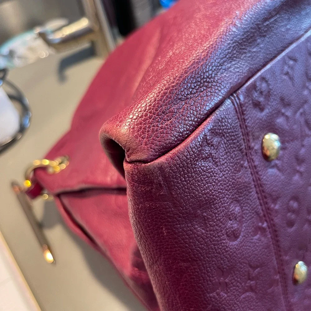 Louis Vuitton Raspberry Artsy MM Monogram Empriente